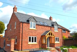 11 High Holme Court- click for photo gallery